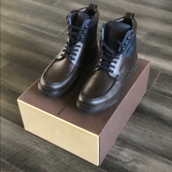 Louis Vuitton lace up Half Boot - Picture 2 of 16